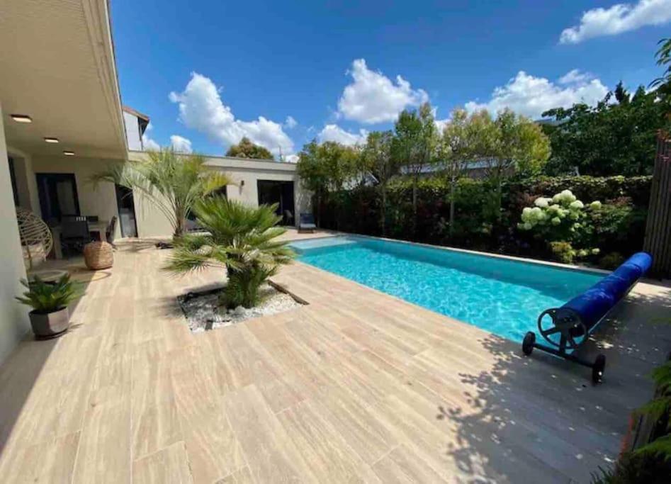 Maison D Architecte Bruges/Piscine Chauffee/Tram D ภายนอก รูปภาพ